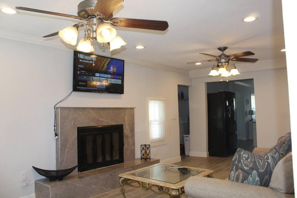 ☆The Oasis In Murray Hill☆ -Sleeps 8- Wifi- Cozy Jacksonville Eksteriør bilde